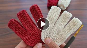 Wow ! Super easy, very useful crochet ,pincushion sell and give as a gift.